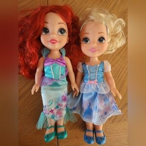 Disney Princess Ariel and Cinderella Dolls, Explore Your World Collection